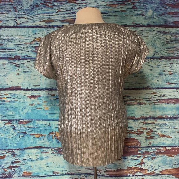 Jasmine & Juliana Shimmer Short Sleeved Blouse - Picture 2 of 7